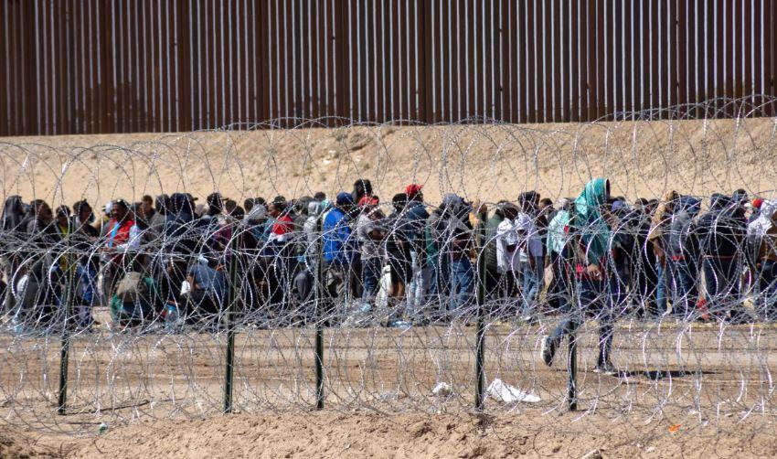 SHBA nuk hapin kufijtë, skadimi i masës së Trump, Uashingtoni: Jo emigrantë ilegalë
