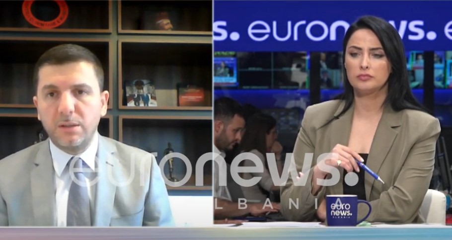 Krasniqi akuza Kurtit: E tmerrshme ka prishur marrëdhëniet me aleatët e Shqipërinë