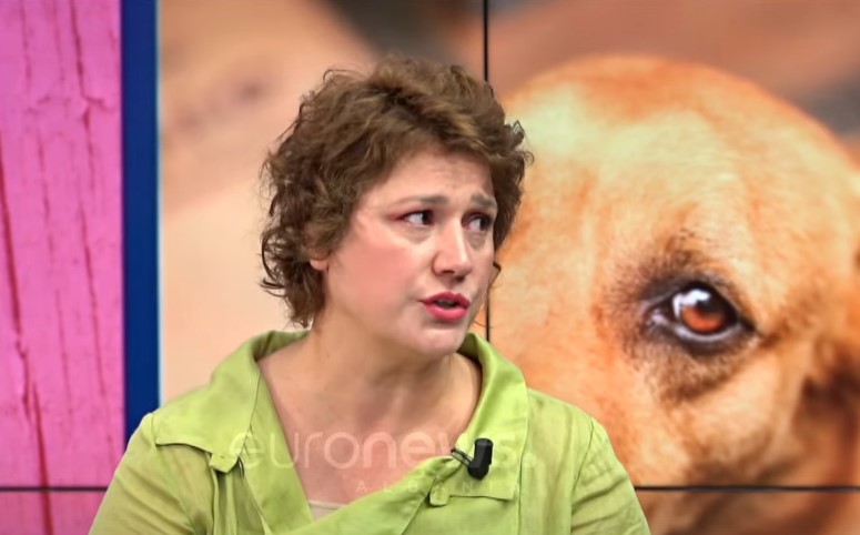 Pse Eva Hanku dhunon vetëm macet? Ja si e shpjegon psikiatrja Thoma