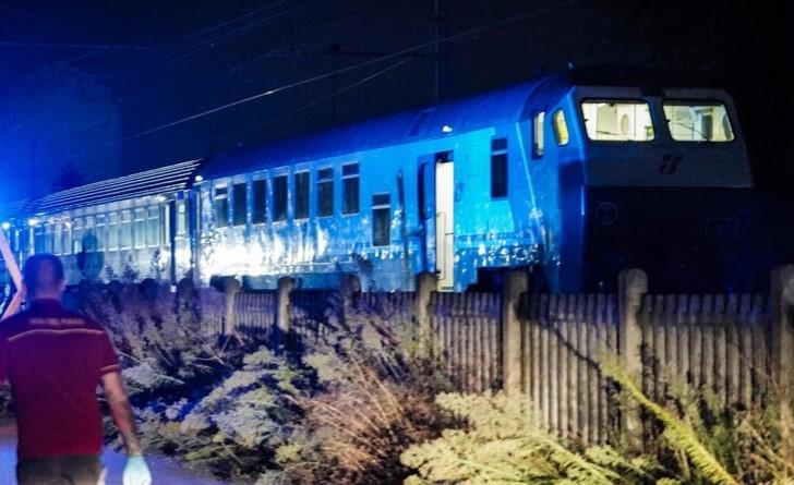 E rëndë në Itali/ Treni përplas për vdekje 5 punëtorë, mes tyre një 22-vjeçar