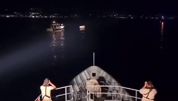 Shpëtohen 37 emigrantë të paligjshëm në 3 gomone, tentuan të kalonin në ujërat greke