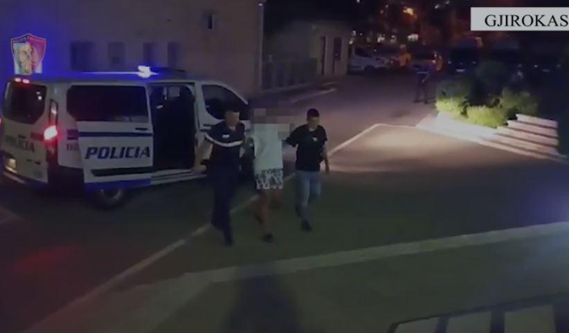 Transportonte emigrantë me makinë, në tentativë për t’u larguar aksidenton policin