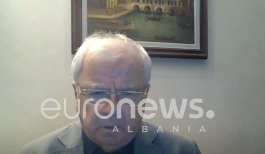 “Trupat tërhiqen kur vritet kreu”- Ngjela: Serbët patën 50 të vrarë në Kosovë