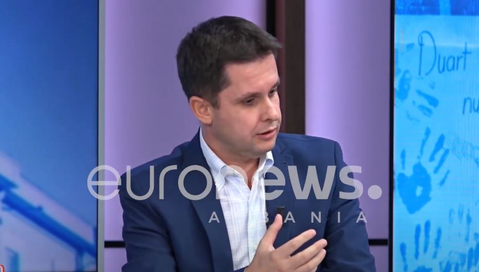Ilir Alimehmeti thirrje Ramës: Hap thesin e parave për mjekët, do të ikin të gjithë