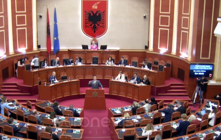 Rezoluta PS-PD për Kosovën/ Noka-qeverisë: E keni shansin zero të dënoni Vuçiç