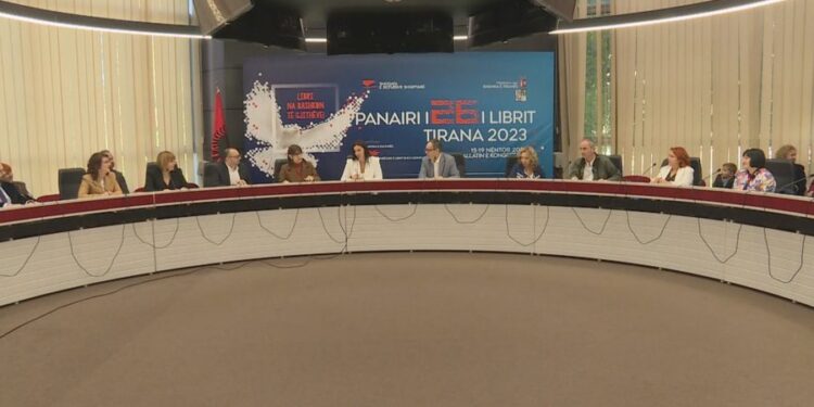 Ndahen çmimet e Panairit të Librit 2023