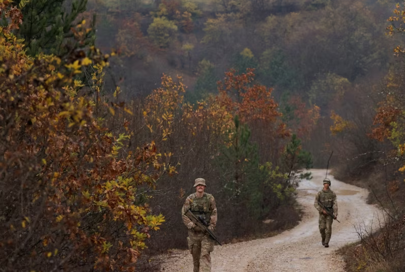 NATO do të diskutojë për shtimin e përhershëm të pranisë në Kosovë