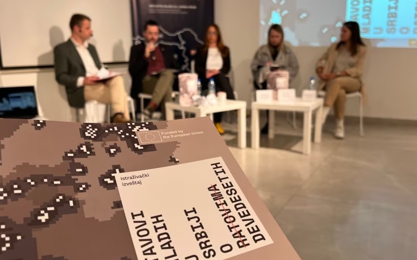 Të rinjtë serbë: Mësimet për luftërat e viteve ’90 në shkollë s’i kemi marrë