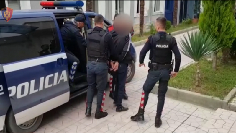 I ekstraduar nga Greqia, arrestohet 35-vjeçari në Korçë. Procedohen edhe 2 të tjerë
