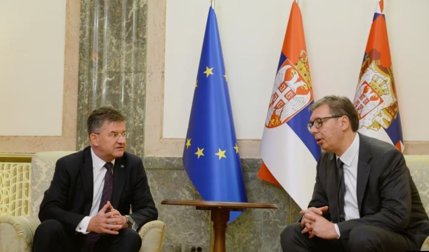 Lajçak nesër në Beograd, takon Vuçiç