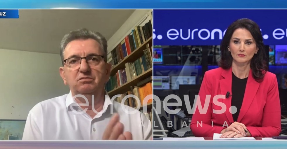 Nikollë Camaj shpjegon si mund të regjistrohen shqiptarët në Mal të Zi
