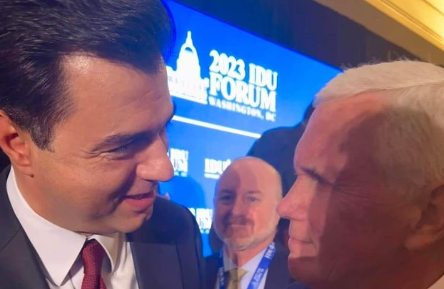“Të bekuar me miqësinë e SHBA-ve”- Basha takim me ish-zv.Presidentin Mike Pence