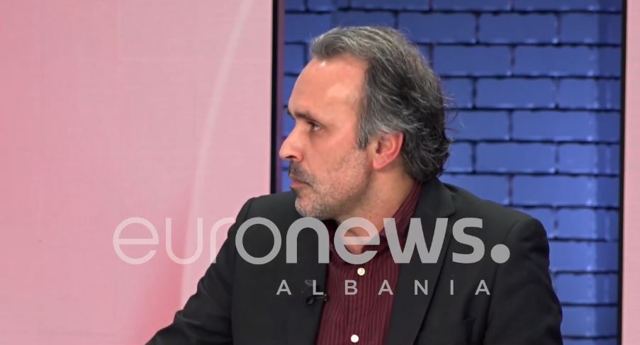 “Lapaj pëlqehet më shumë se është sulmuar”, Mërtiri: Në shënjestër të të djathtëve