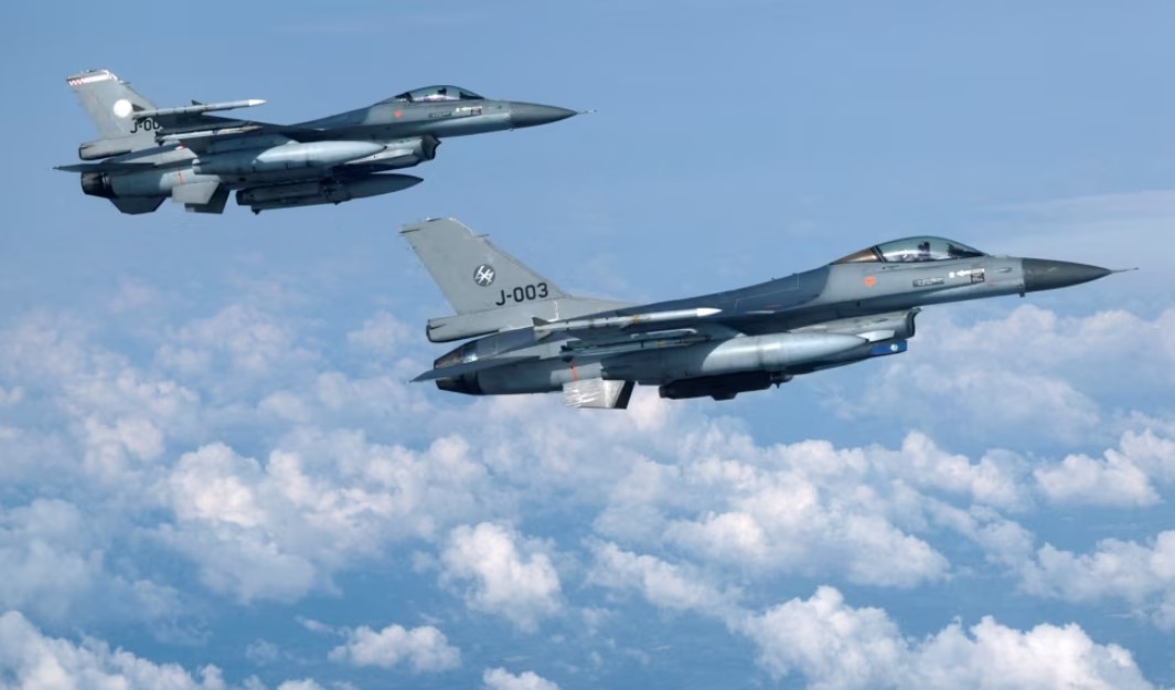 Agresioni rus, Holanda do t’ia japë Ukrainës 18 avionë luftarakë F-16