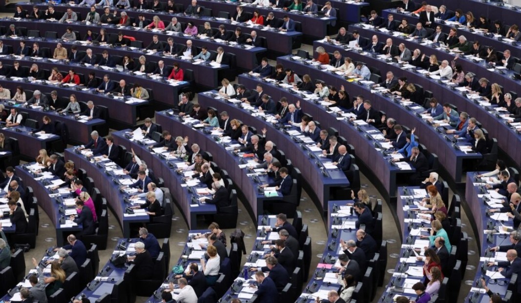 PE debaton për zgjedhjet në Serbi, rezoluta do të miratohet në shkurt