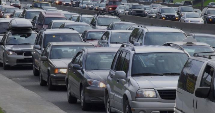Eurostat: Shqiptarët përdorin makina të vjetra mbi 20-vjeçare