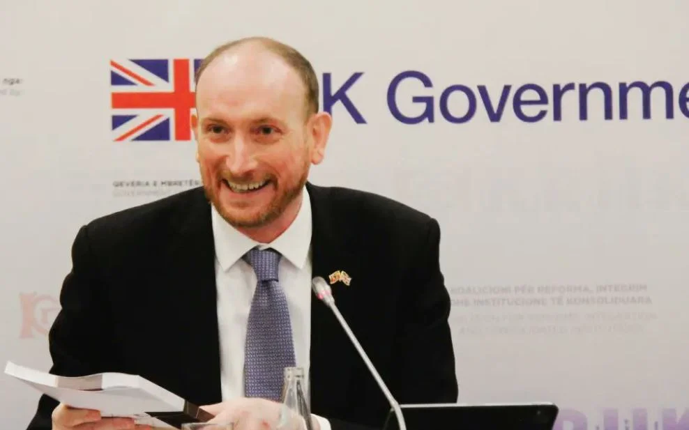 Marrëveshja PS-Rithemelimi në Konferencën e Kryetarëve, reagon ambasadori britanik