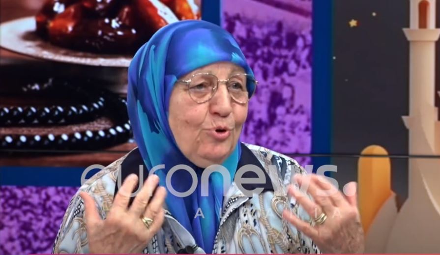“Isha moderne, vishja fustan të shkurtër kur nuk agjëroja”-besimtarja 73-vjeçe