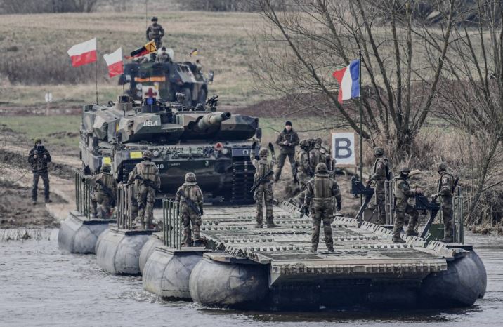 NATO “çon mesazh” me stërvitje pranë kufirit me Rusinë