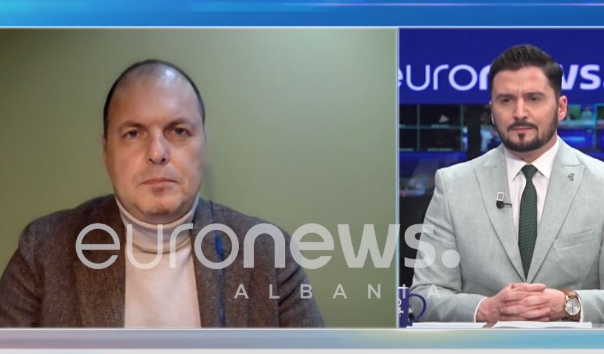 A mund të ketë rotacion politik në Serbi? Përgjigjet aktivisti serb