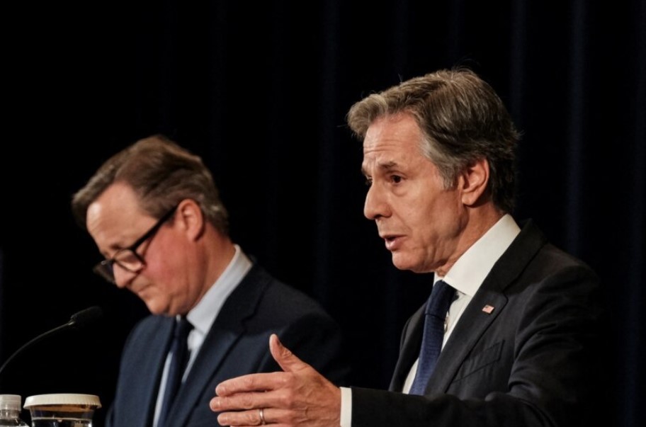 Blinken e Cameron kërkojnë miratimin e ndihmës për Ukrainën