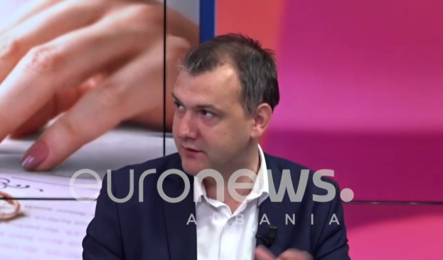 Avokati Zhllima: Burrat marrin mbiemrat e grave për ekspulset ose krimet që bëjnë