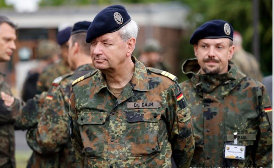 Shefi ushtarak gjerman: Duhet të stërvitemi sikur të jemi në luftë