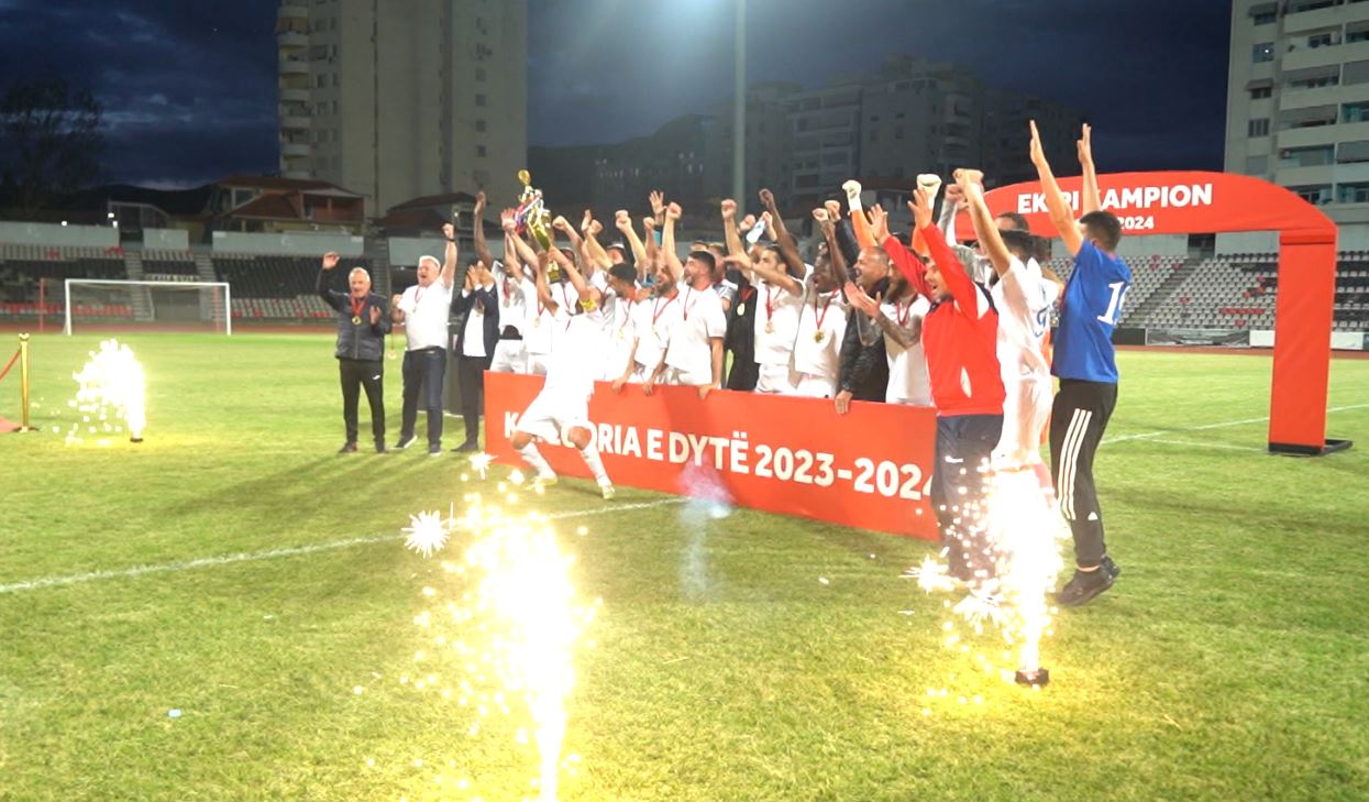 Pogradeci shpallet kampion, mposhti në finale Valbonën 1-0