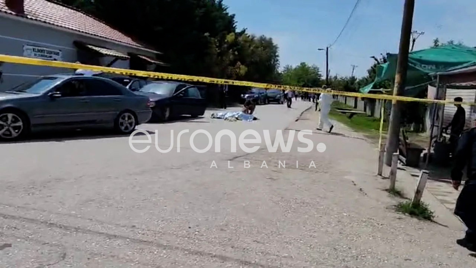 Vritet me armë zjarri polici në Fier