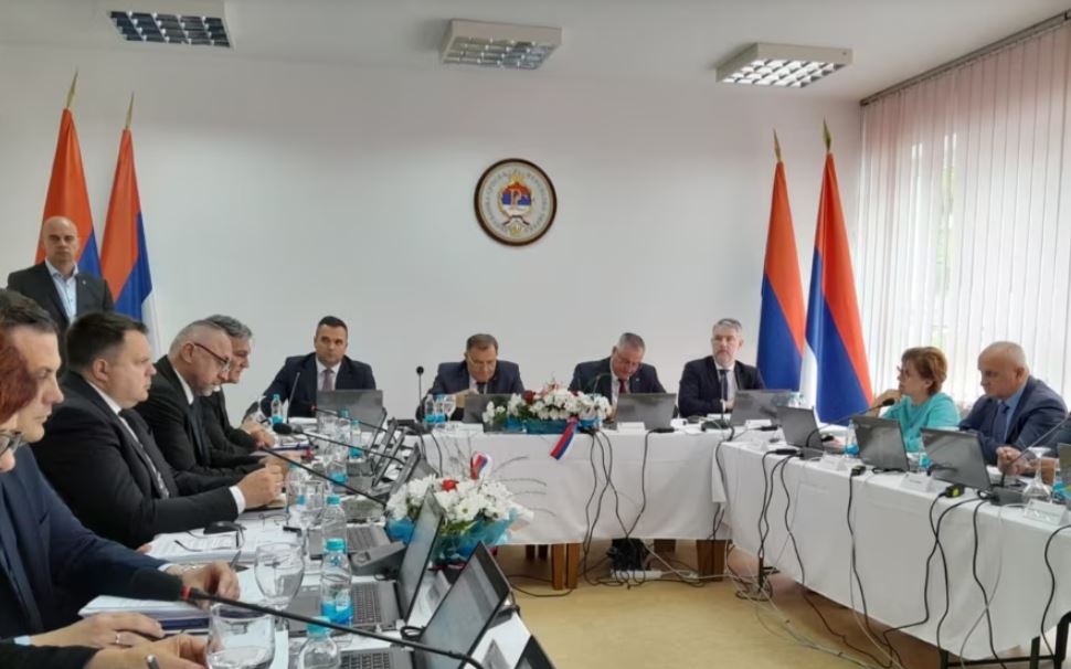 Republika Sërpska ofron marrëveshje për “ndarje paqësore” në Bosnje dhe Hercegovinë