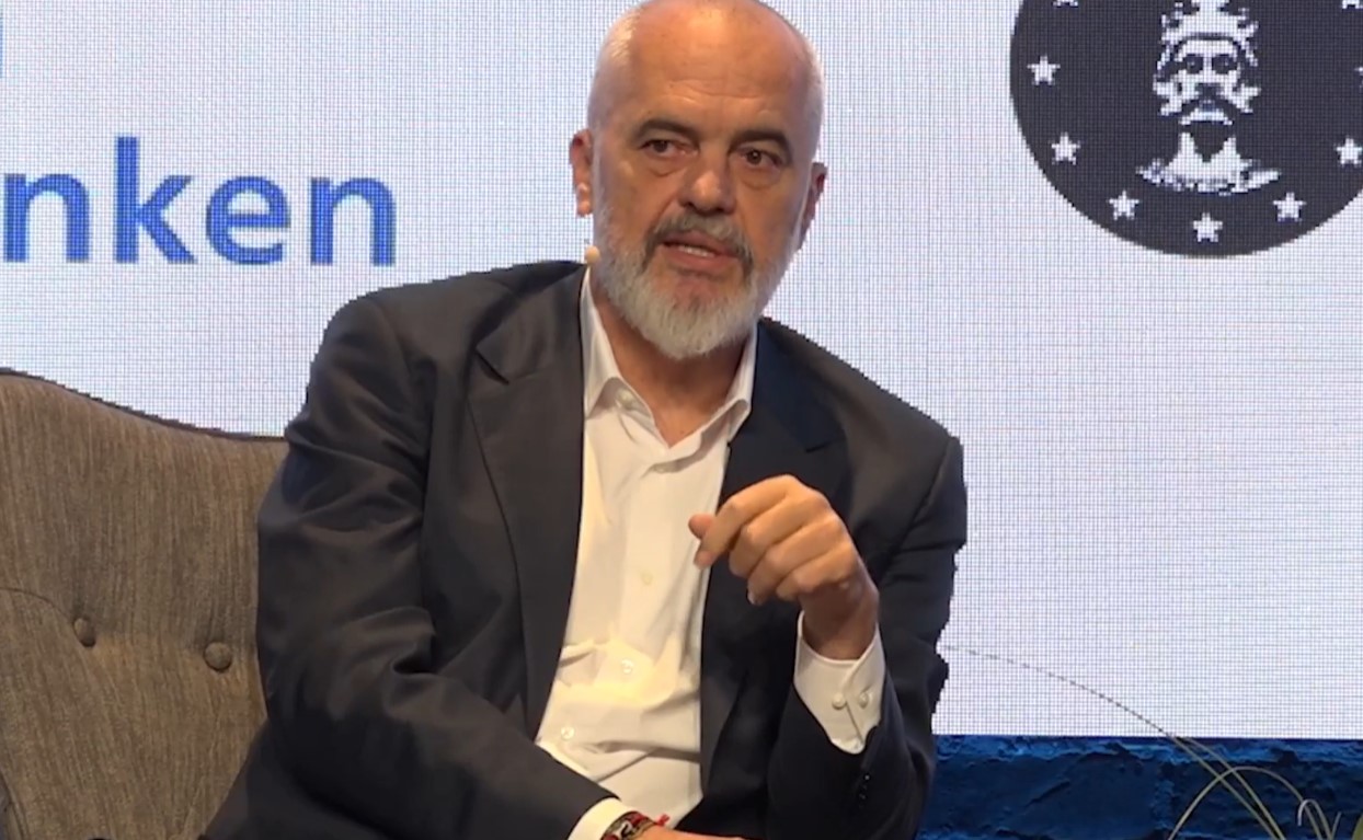 “Ishim 1 Kore e Veriut”-Rama nga Gjermania: Për Shqipërinë dielli lind nga Perëndimi
