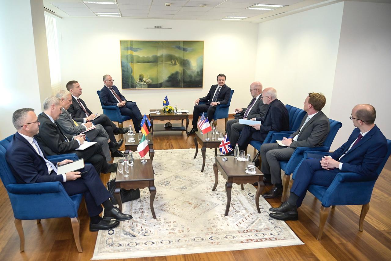 Kurti takohet me ambasadorët e shteteve të QUINT-it, zbardhen diskutimet