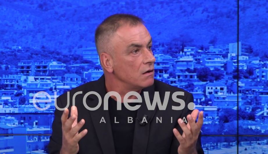“Do çuditeni!”, Arian Çani: Ja loja që po bën Rama në Himarë, piktura është ende 5%