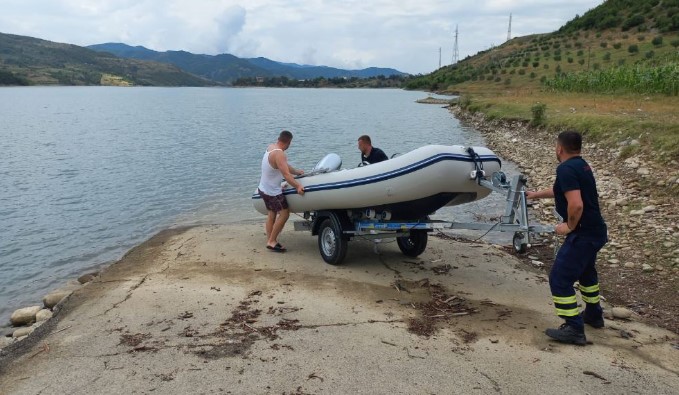I zhdukur prej 2 ditësh, gjendet trupi i pajetë i 30-vjeçarit në Gramsh