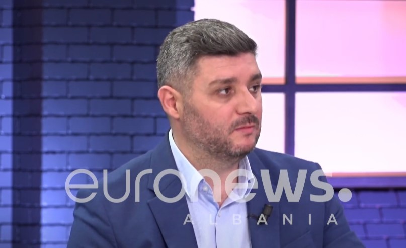 “Rama ka humbur 7 pikë përballë Berishës”, Koka: Ja lajmi i madh i sondazhit…