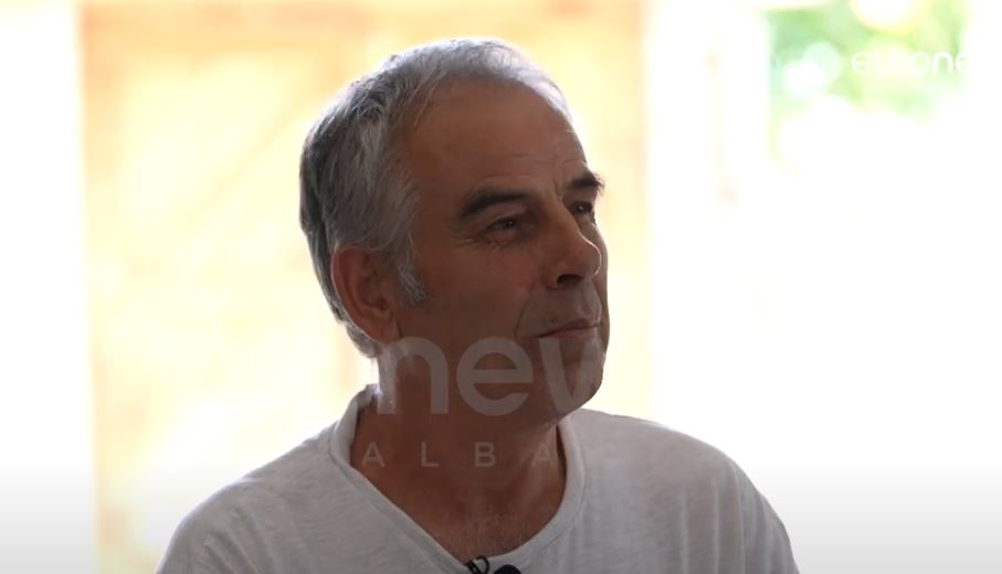 Historia prekëse e poçarit: Refuzova pasurinë që të qëndroja pranë nënës së sëmurë