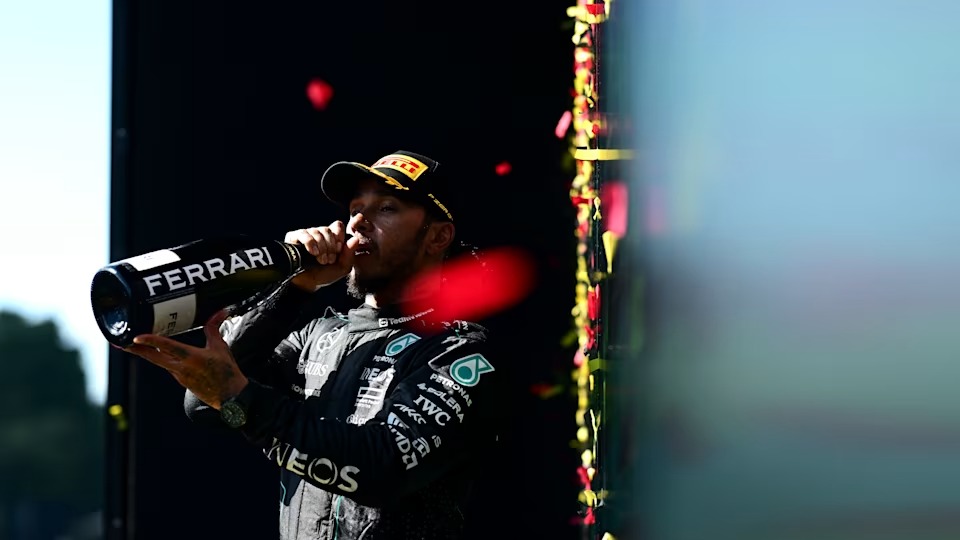 McLaren arriti të 10 podium rradhazi
