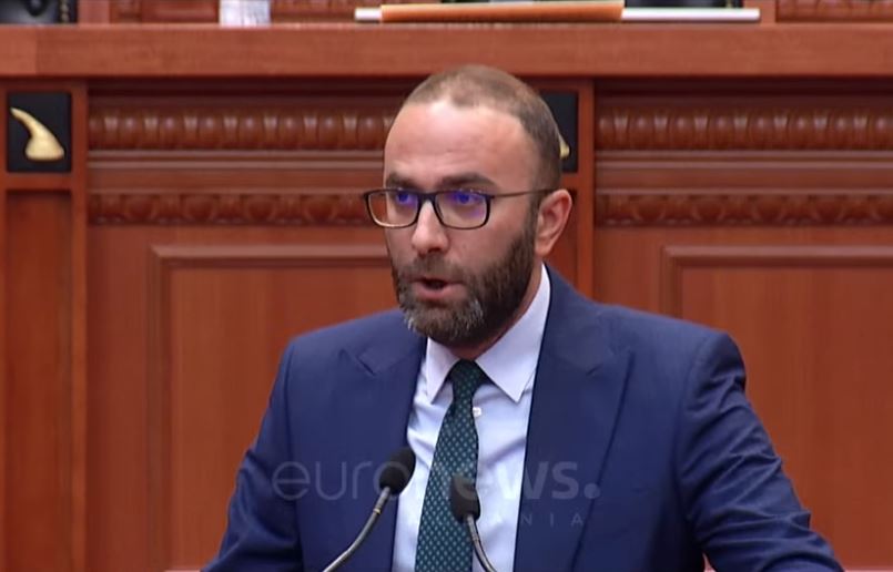“Pse Rama ka këshilltar agjent rumun?”- Debate në Kuvend, rrëzohet interpelanca e PD