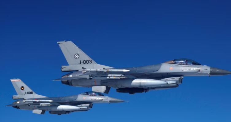 Avionët e parë luftarakë F-16 mbërrijnë në Ukrainë