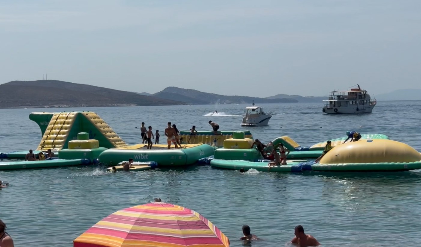 Sarandë| Turistët aventurierë, 70% e vizitorëve në moshë të re vijnë nga vendet e BE
