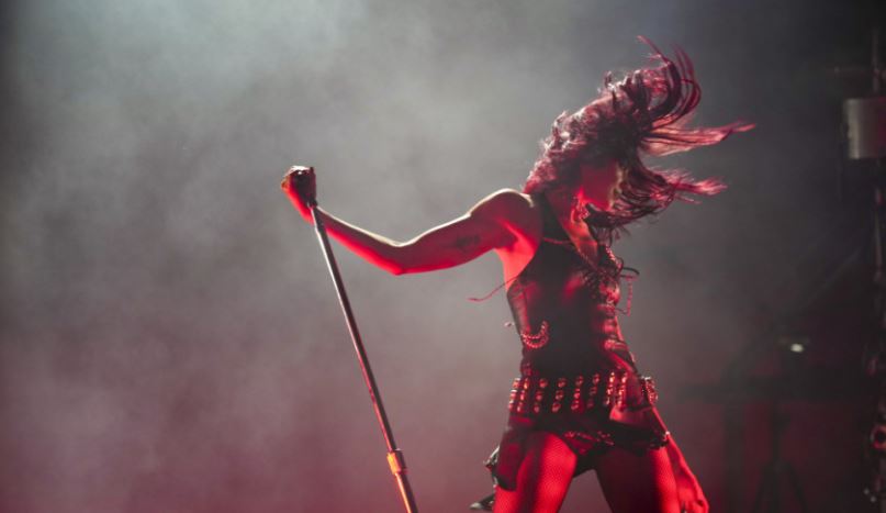 Kush e këndojë këngën e ardhshme të James Bond? Dua Lipa në listën e të preferuarave