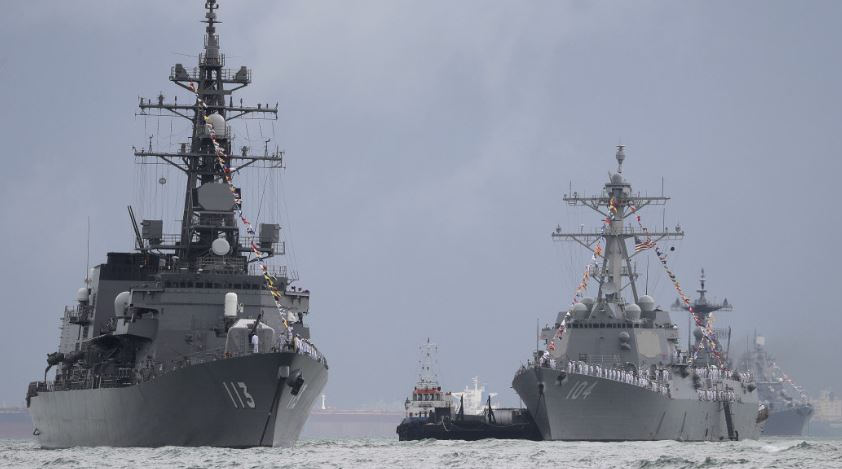 Një anije luftarake japoneze kaloi për herë të parë nëpër ngushticën e Tajvanit