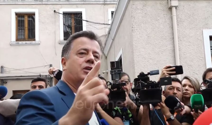“Po futen si minjtë në Kuvend”, Noka: Këta nuk përfaqësojnë popullin