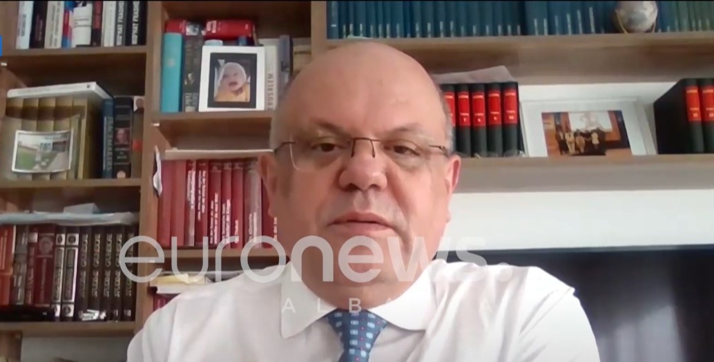 Raporti BE-Kosovë, ish-ambasadori: Unioni ka favorizuar më shumë Serbinë