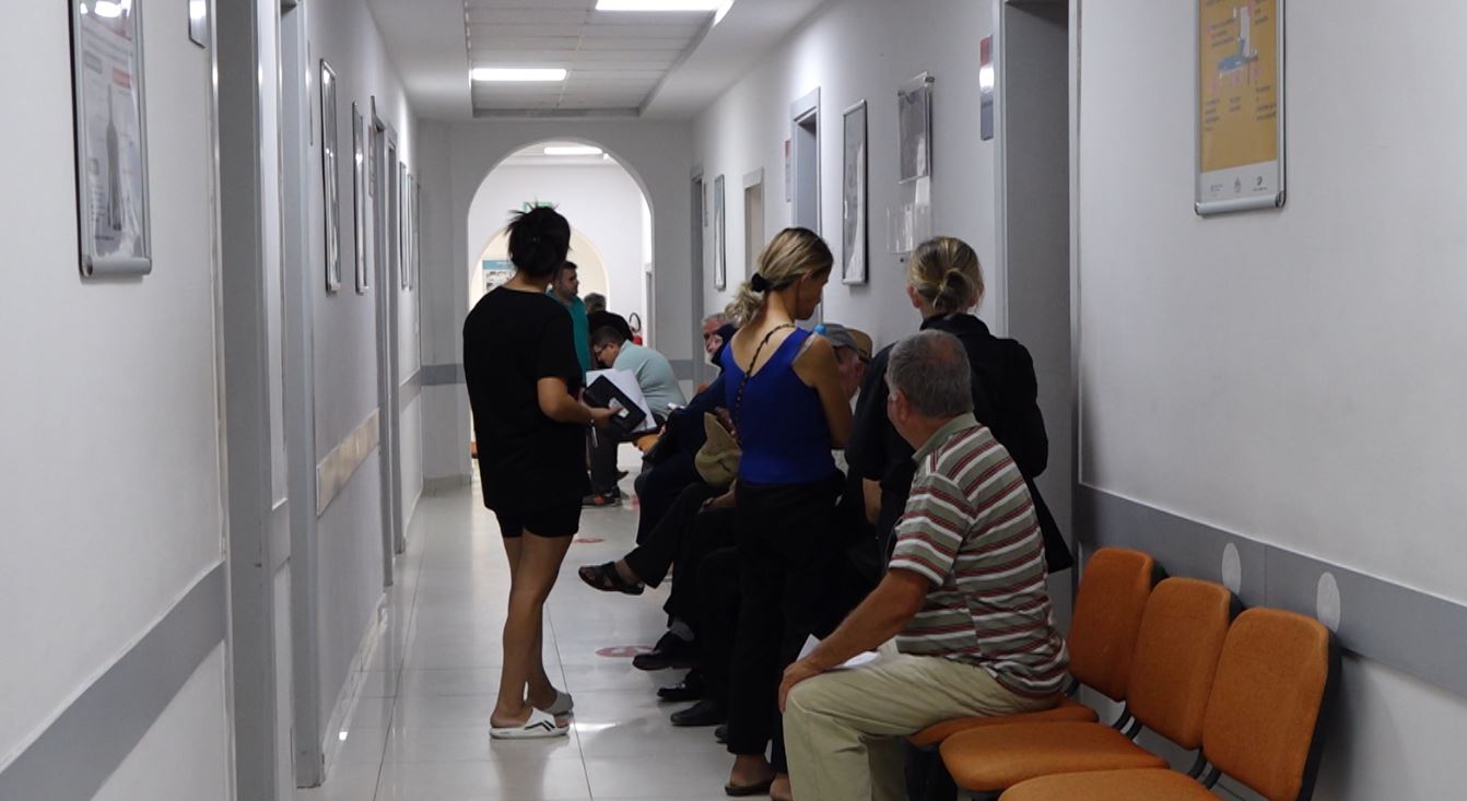 Gripi dhe virozat stinore, mbi 11 mijë raste kanë kërkuar ndihmën e mjekut në 1 javë