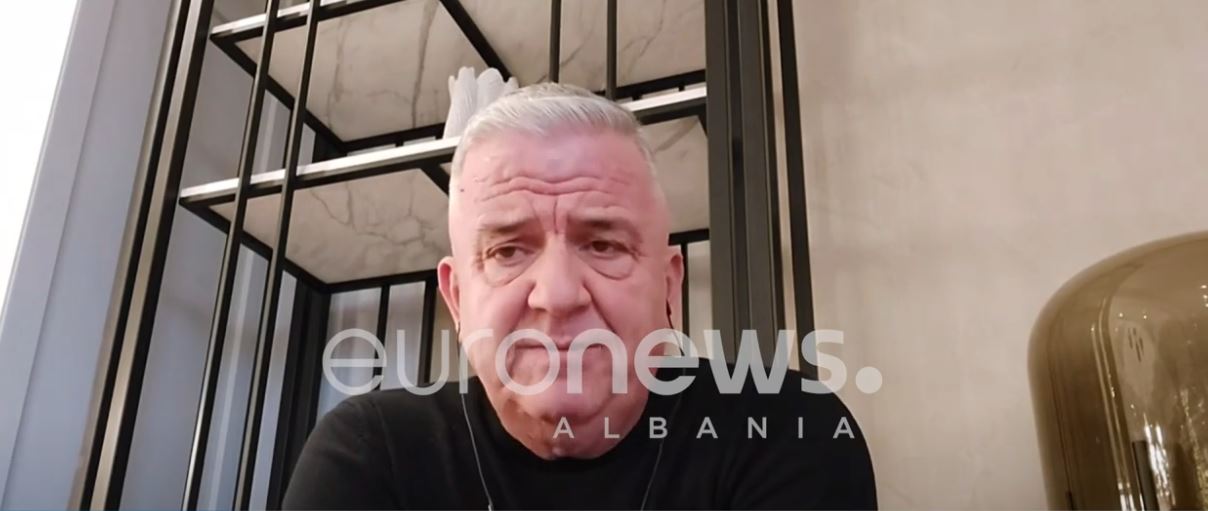 Ndeshja Shqipëri-Serbi, gazetari Tami Kona: Nuk ka futboll, në mes është Kosova!