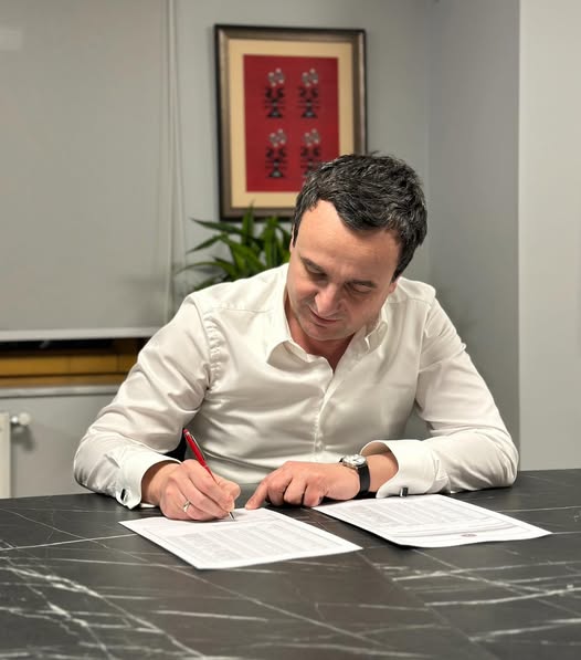 Vetëvendosja publikon listën zgjedhore, Albin Kurti renditet i pari