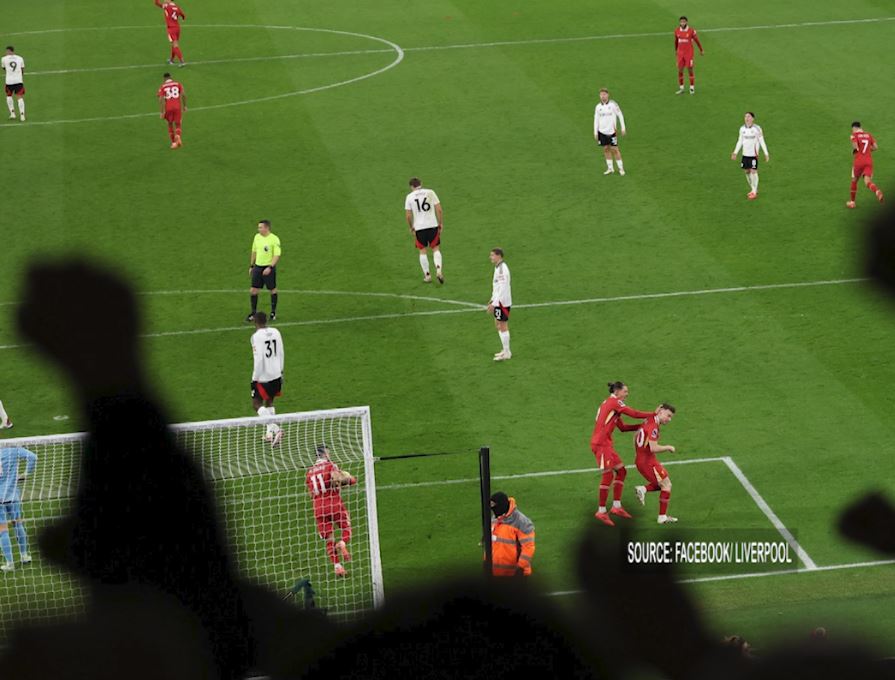 Hap fals për Liverpulin, Arsenal barazon pa gola me Evertonin, minuta për Brojën