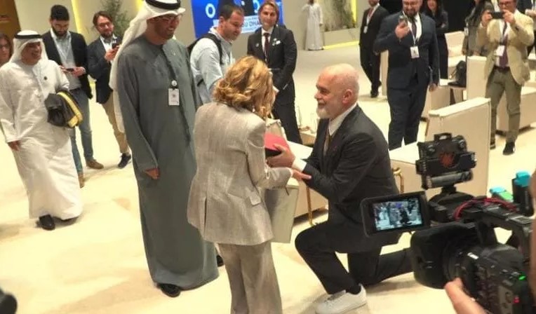 “Musk, një rival për mua?”- Rama surprizon Melonin për ditëlindje në Abu Dhabi