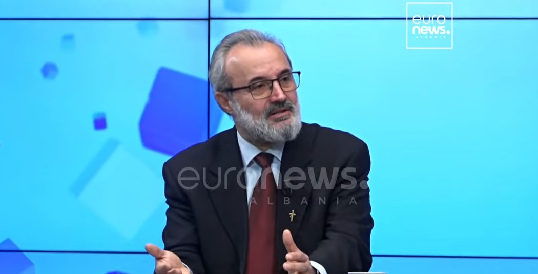 A do jetë shqiptar? Teologu shpjegon procedurën e zgjedhjes së Kryepeshkopit të ri